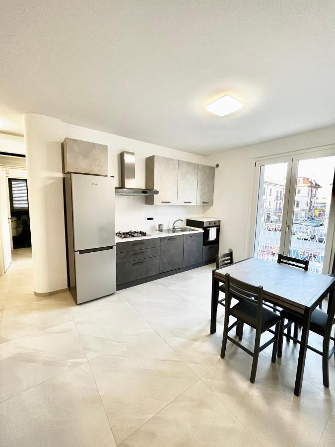 Sun Beach Apartment - New Сан Бенедето дел Тронто Екстериор снимка