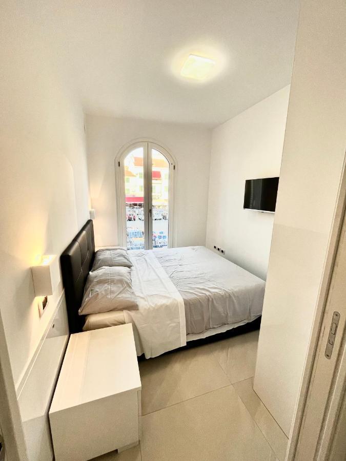 Sun Beach Apartment - New Сан Бенедето дел Тронто Екстериор снимка