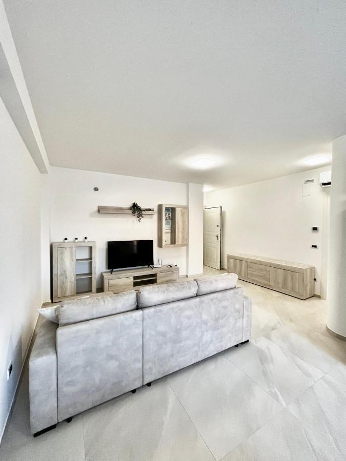 Sun Beach Apartment - New Сан Бенедето дел Тронто Екстериор снимка