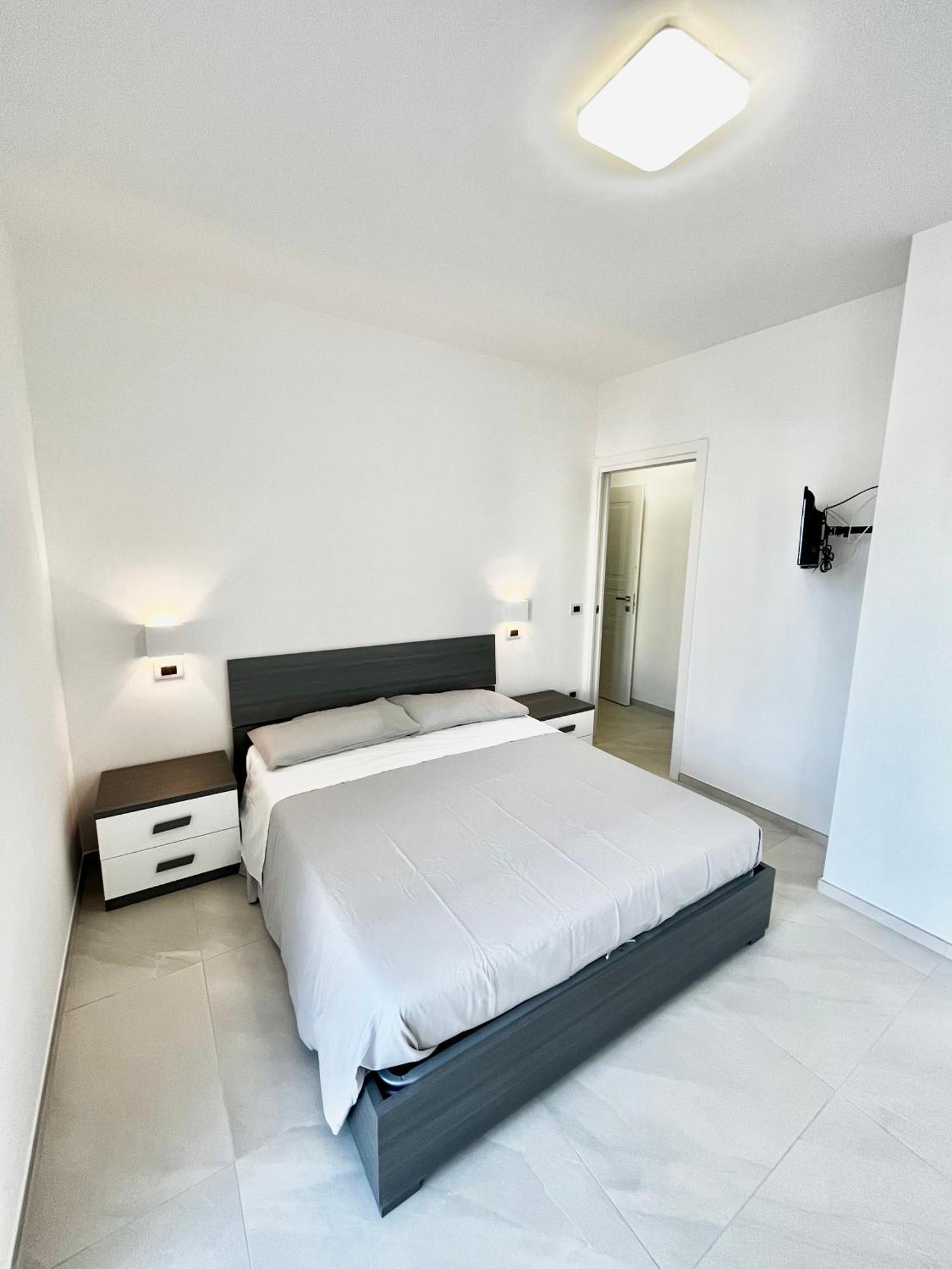 Sun Beach Apartment - New Сан Бенедето дел Тронто Екстериор снимка